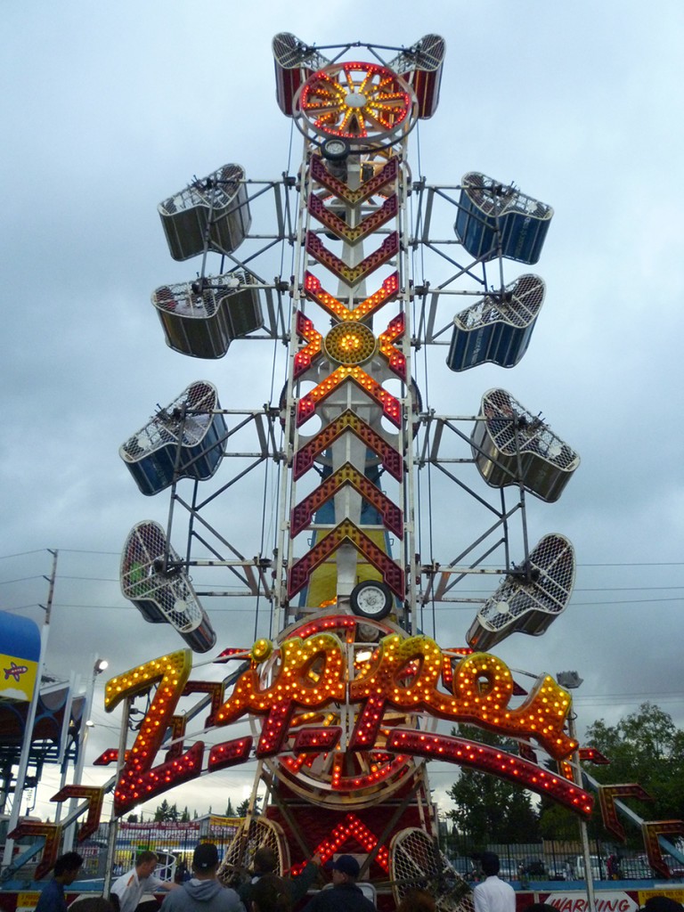 The Zipper ride at Washington State Fair