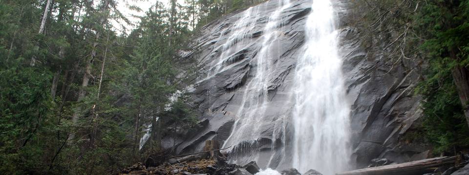 Bridal Veil Falls | Hiking Near Stevens Pass