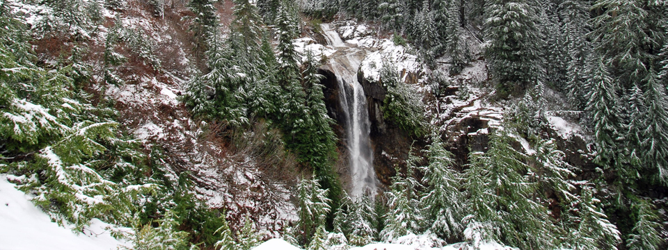 Visit Keekwulee Falls For A Fun Winter Hike Near Seattle